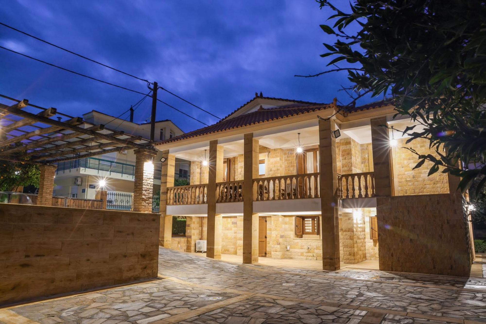 Archontiko Frideriki Luxury Apartments Chios Town Exterior photo